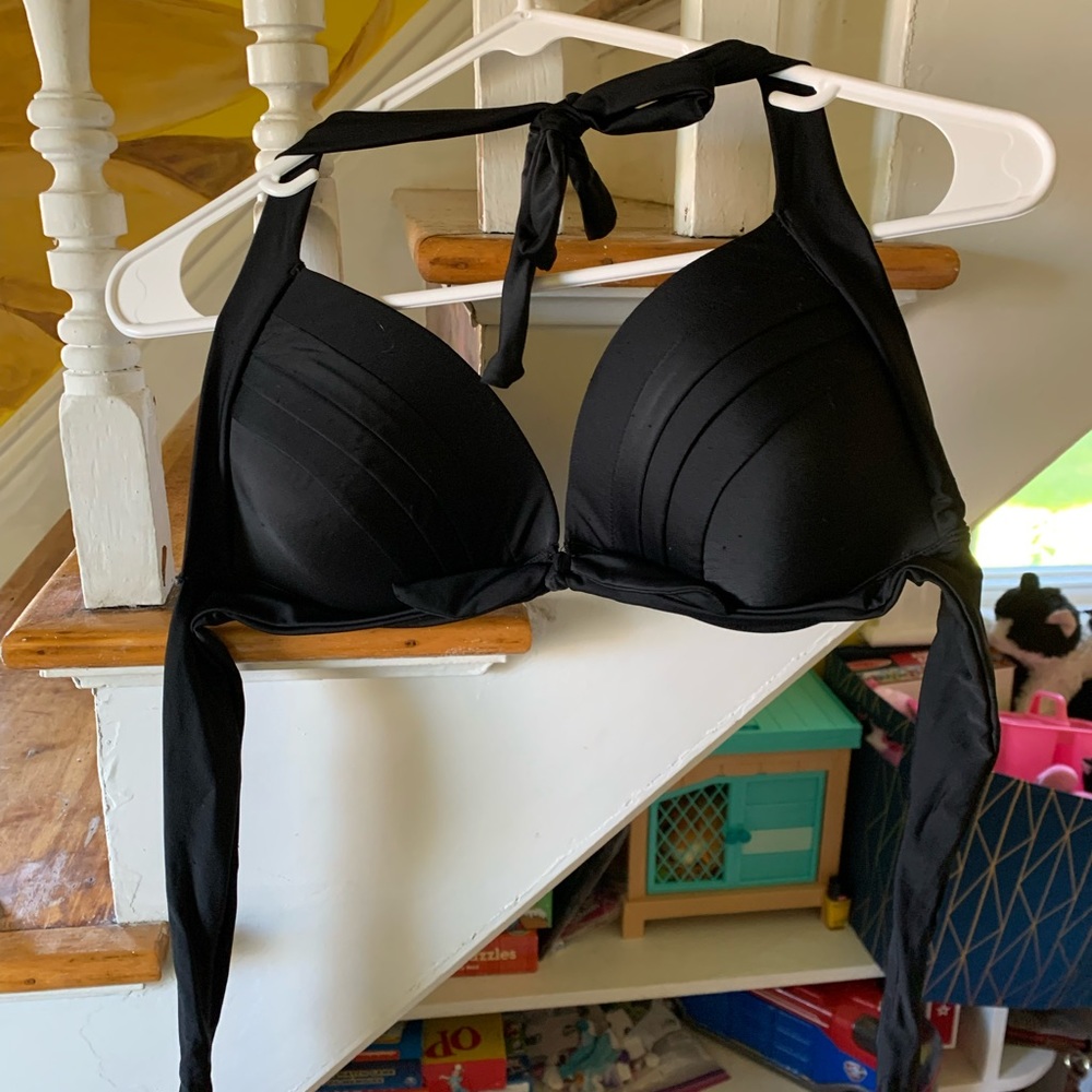 Unique vintage swim top L
